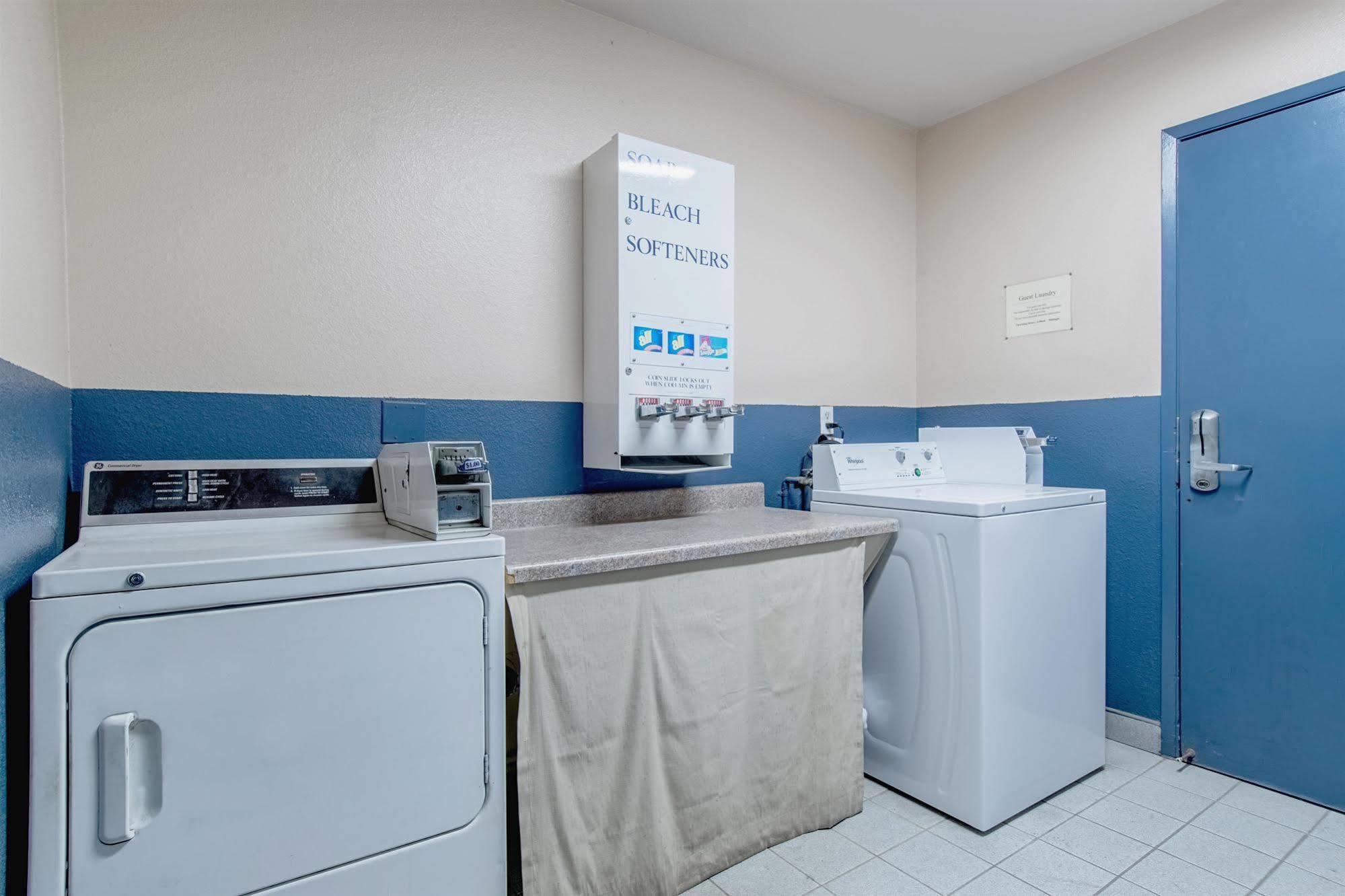 Motel 6-Kingsburg, Ca ภายนอก รูปภาพ